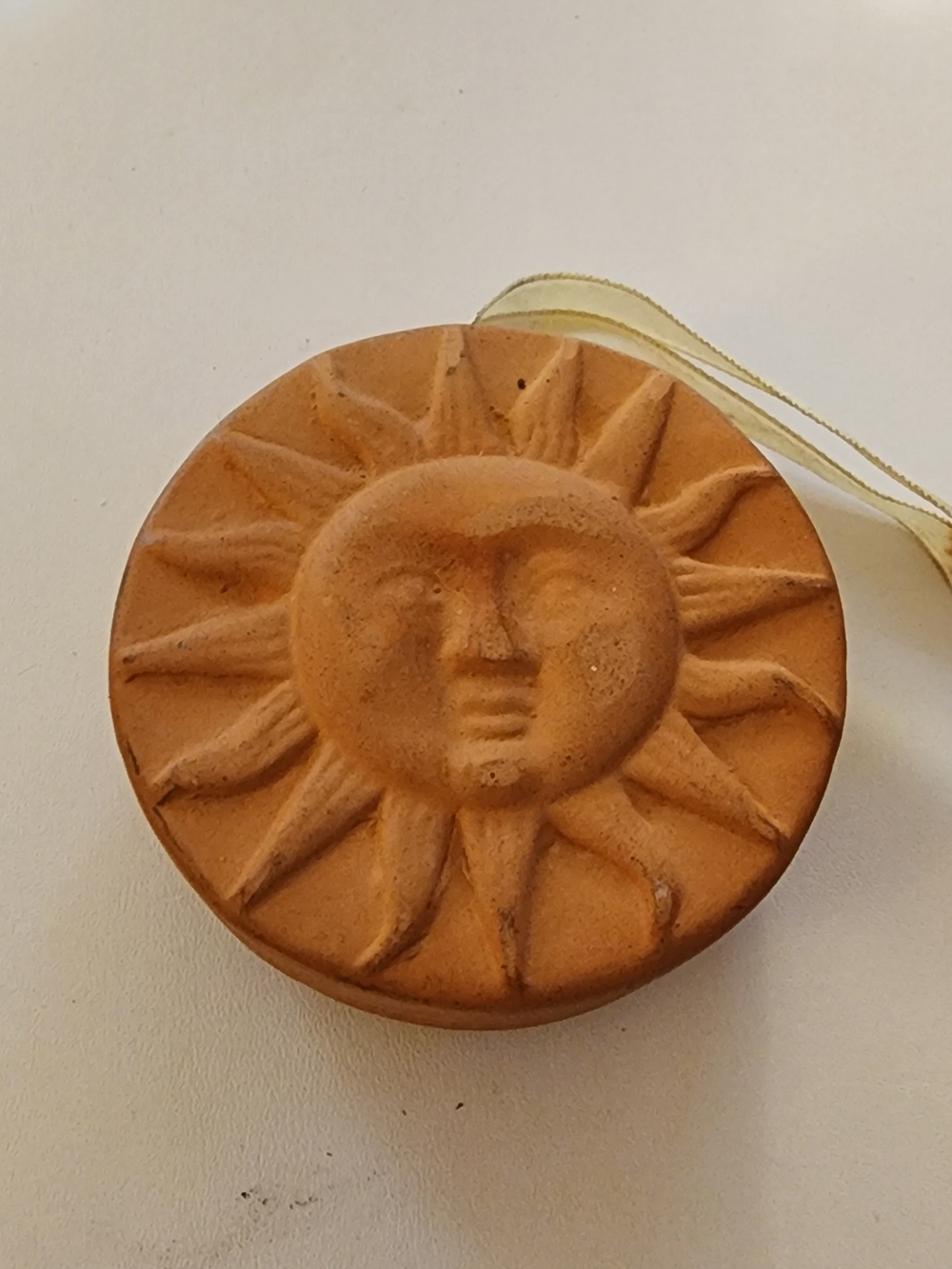Terracotta Sun Face Oil Diffuser/Ornament